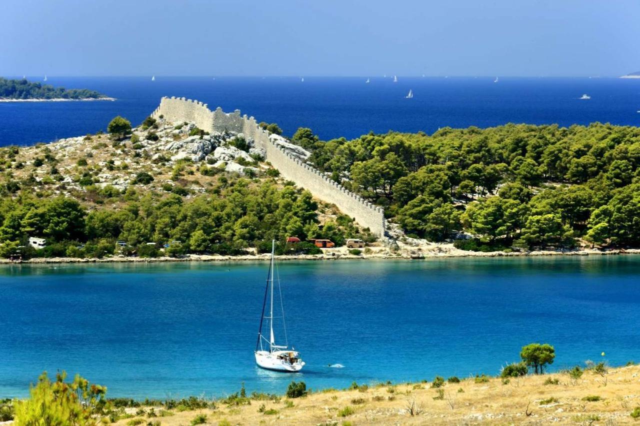 Apartmani Mlinar-One Bedroom Seaview Grebaštica Eksteriør bilde